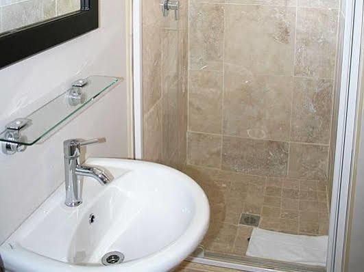10 On Cape Self Catering Apartments Port Elizabeth Esterno foto